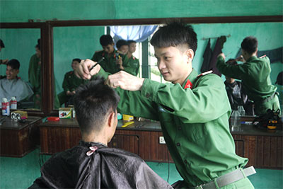 Làm đẹp “một góc con người”