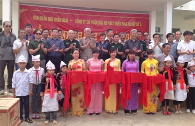 Biết sẻ chia, giúp vơi bớt nhọc nhằn