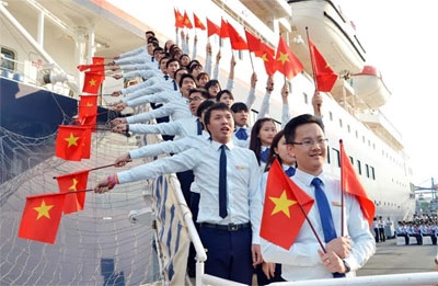 Tàu Thanh niên Đông Nam Á và Nhật Bản đến TP Hồ Chí Minh
