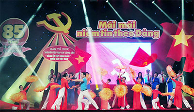 Đảng ta cho trái tim giàu