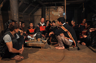 Bảo tồn và phát huy giá trị văn hóa sử thi Ê Đê