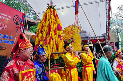 Độc đáo lễ phẩm trong hội Đền Sóc