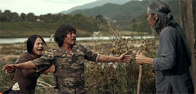 Tình người trong “Những đứa con của làng”