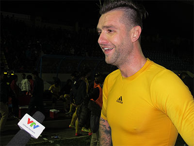 “Hòn đá tảng” Van Ba-ken