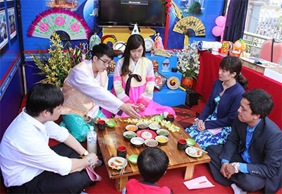 Ngày hội kết nối, hội nhập văn hóa