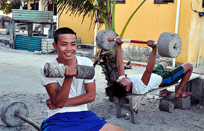 Lính đảo Sơn Ca khéo tay, hay rèn sức khỏe