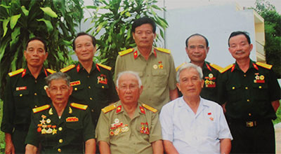 Đặc công phục kích, thọc sâu