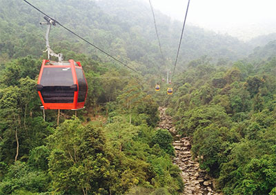 Tây Thiên “níu” chân du khách