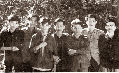 Hoạt động cách mạng và làm thơ không tách rời nhau