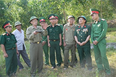 Những người lính Trung đoàn 1 về Ba Gia