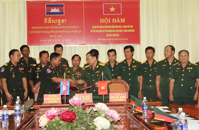 Ký kết hợp tác giữa Bộ CHQS tỉnh Đắc Nông với Tiểu khu quân sự Mul Đul Ki Ri