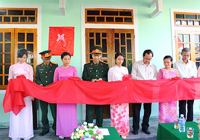 Thừa Thiên-Huế: Trao nhà tình nghĩa cho cựu chiến binh có hoàn cảnh khó khăn