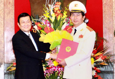 Trao quyết định thăng quân hàm Đại tướng đối với đồng chí Trần Đại Quang