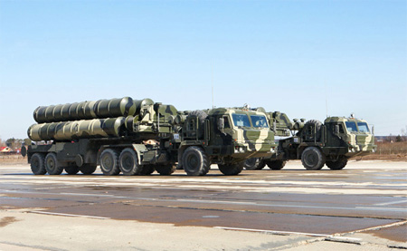 Quân đội Nga mua đạn tên lửa cho các tổ hợp S-400 Triumph