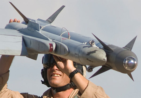 Một loạt chương trình vũ khí của Mỹ đã “tăng giá” trên 25%