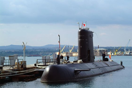 Hải quân Tây Ban Nha giảm biên chế vì thiếu kinh phí