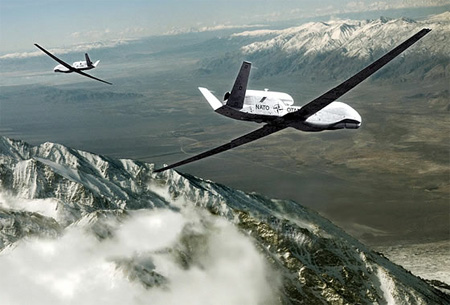 NATO đặt mua UAV trinh sát Global Hawk