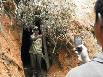 Kon Tum - Nóng bỏng nạn khai thác vàng trái phép