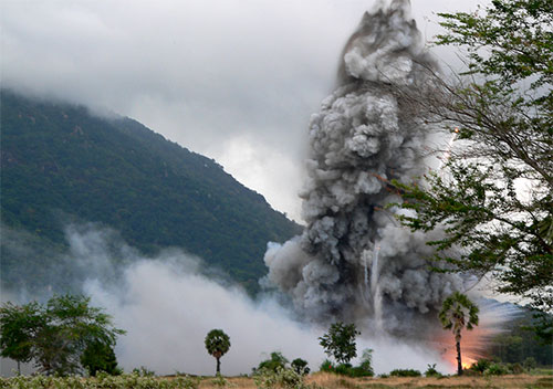 Lữ đoàn Công binh 25 hủy nổ an toàn trên 10 tấn bom, mìn
