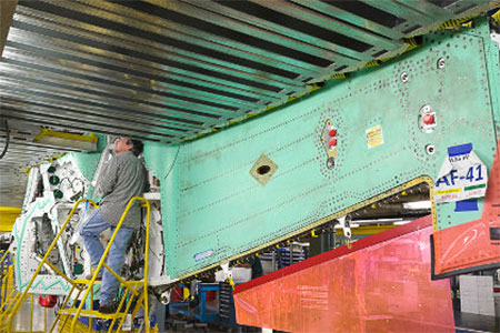 Lockheed Martin bắt đầu lắp ráp chiến đấu cơ F-35 thứ 100