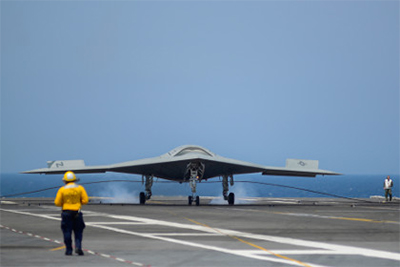 X-47B lọt vào Top 10 công nghệ mang tính đột phá 2013
