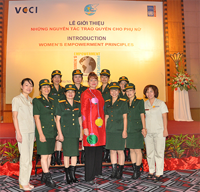 Những “bóng hồng” ở doanh nghiệp 