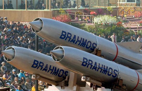 Thử nghiệm BrahMos phiên bản phóng từ tàu ngầm từ tháng 3-2013
