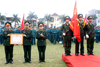 Ban CHQS huyện Đông Anh (TP Hà Nội): Đón nhận Huân chương Bảo vệ Tổ quốc hạng Ba