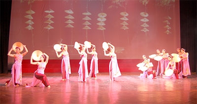 Nhà hát Ca múa nhạc Quân đội sẽ lưu diễn tại Hàn Quốc