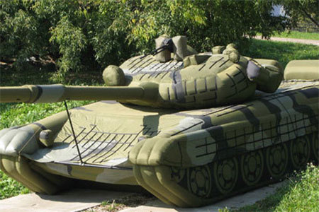 Quân đội Nga sẽ đặt mua số lượng lớn xe tăng, chiến đấu cơ…”bơm hơi”