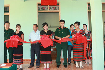 Bàn giao 3 nhà tình nghĩa tại huyện Nam Đông