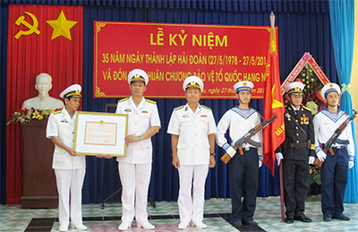 Hải đoàn 129: Đón nhận “Huân chương Bảo vệ Tổ quốc hạng nhì”