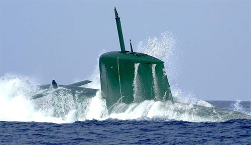 Iran sắp chạy thử tàu ngầm vừa phóng ngư lôi, vừa phóng tên lửa