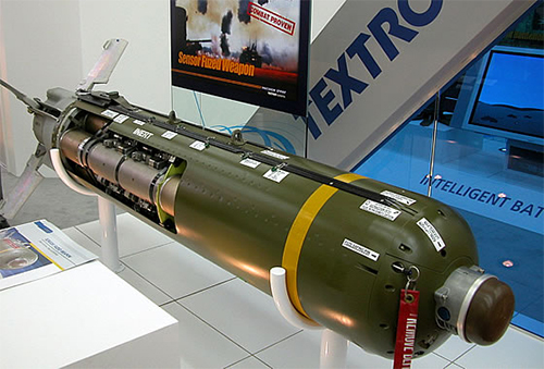 Saudi Arabia mua bom chùm từ Mỹ