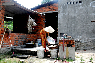 Hàng nghìn người dân ở Xuân An “khát