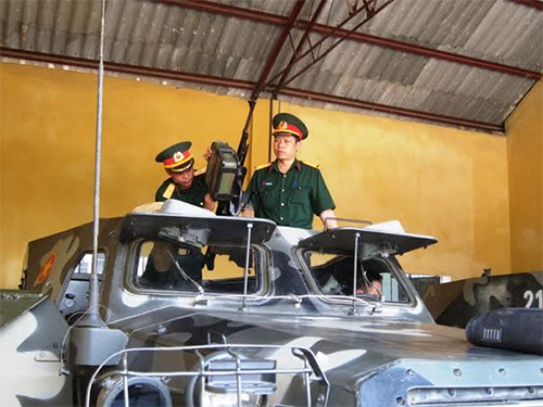 Bộ đội xe tăng đón tết