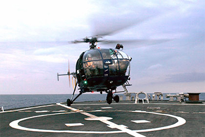 Nghi tham nhũng, Ấn Độ đình chỉ gói thầu mua trực thăng hải quân mới