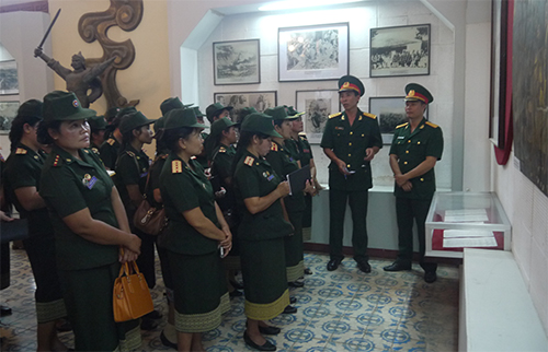 Ấm tình phụ nữ quân đội Việt - Lào - Cam-pu-chia