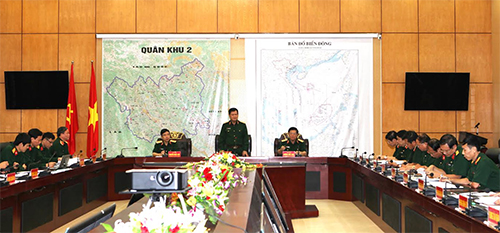 Thượng tướng Nguyễn Thành Cung làm việc với Bộ Tư lệnh Quân khu 2