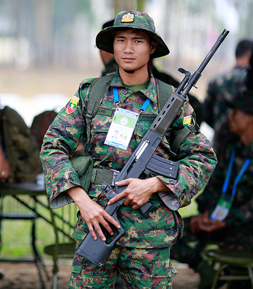 3. Súng trường MA-1 Mark II