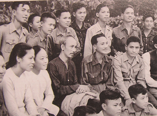 Hai điều căn dặn của Bác Hồ