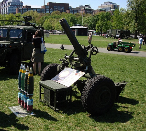 Mỹ thử nghiệm đạn cối nối tầm có độ chính xác cao