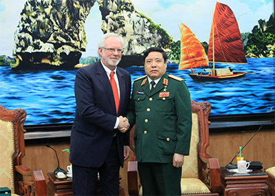 Đại tướng Phùng Quang Thanh tiếp Đại sứ Hoa Kỳ