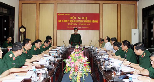 Đẩy mạnh chỉ đạo các khối diễu binh, diễu hành tập luyện