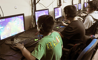 Bài 1: Nhận diện “cuộc chiến mềm” 