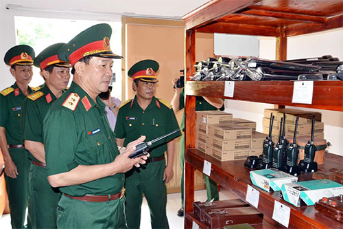 Trung tướng Mai Quang Phấn thăm, kiểm tra Lữ đoàn Công binh 25, Quân khu 7   