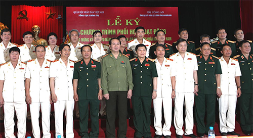 Phối hợp hoạt động chào mừng những ngày lễ lớn