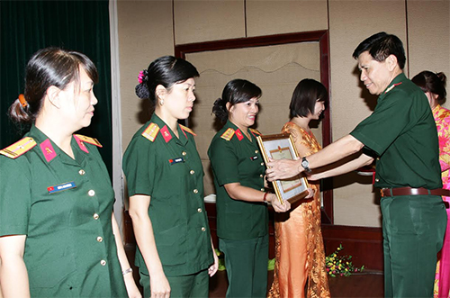 Đẩy mạnh ứng dụng công nghệ thông tin trong quản lý, chăm sóc trẻ