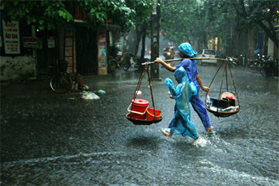 Chịu ảnh hưởng của áp thấp nhiệt đới, Bắc bộ đề phòng mưa dông