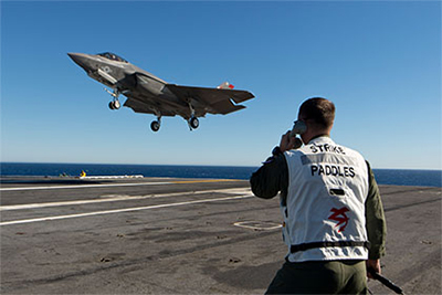 F-35 lại “phải gọi cứu trợ” khi bay thử nghiệm